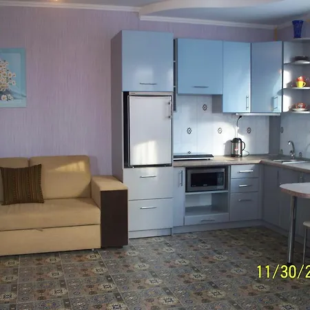 Apartment Studio-lux On Klinichna *